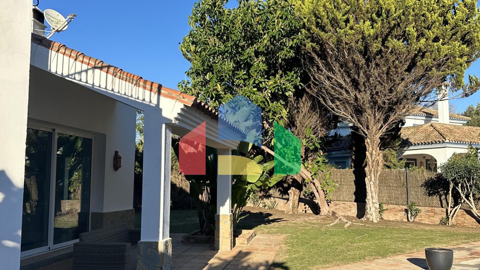 Приватная вилла в Сотогранде