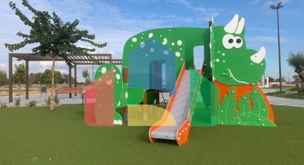 Комплекс состоящий из одно- или двухуровневых 16 вилл в Рольдан (Мурсия) Комплекс состоящий из одно- или двухуровневых 16 вилл в Рольдан (Мурсия)