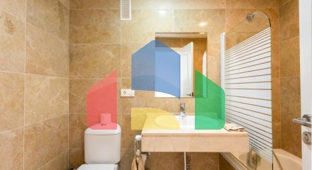 Пентхаус з Панорамним Видом на Море та Великою Терасою у Ла-Алькайдесі