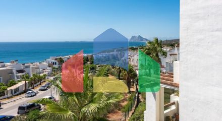 Пентхаус с Панорамным Видом на Море и Просторной Террасой в Ла Алькайдеса