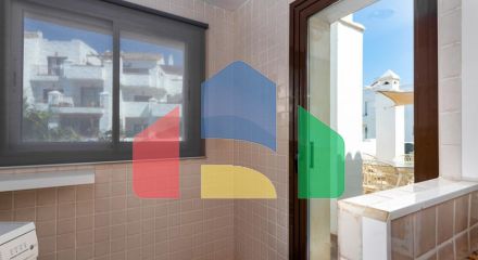 Пентхаус с Панорамным Видом на Море и Просторной Террасой в Ла Алькайдеса Пентхаус с Панорамным Видом на Море и Просторной Террасой в Ла Алькайдеса