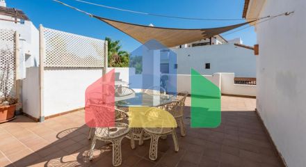 Пентхаус с Панорамным Видом на Море и Просторной Террасой в Ла Алькайдеса Пентхаус с Панорамным Видом на Море и Просторной Террасой в Ла Алькайдеса