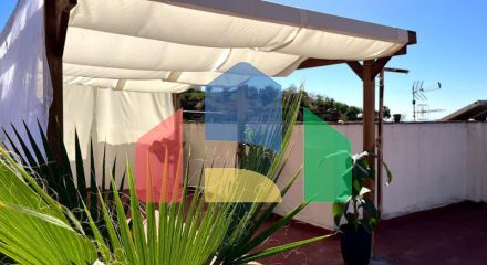 Таунхаус в Велес-Малаге Таунхаус в Велес-Малаге