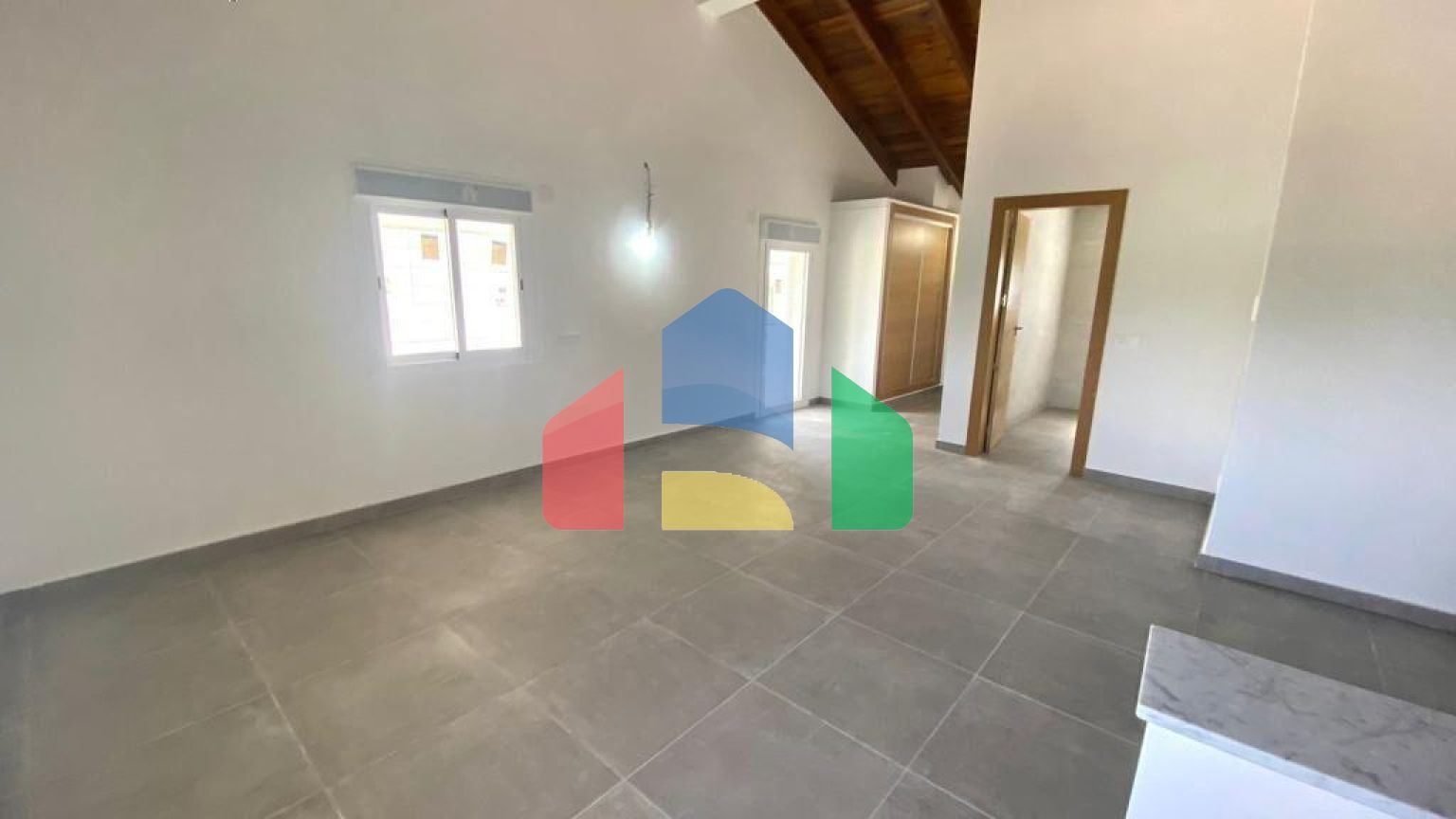 Шале ‘Чистый Холст’ для мечты и создания по вашему вкусу