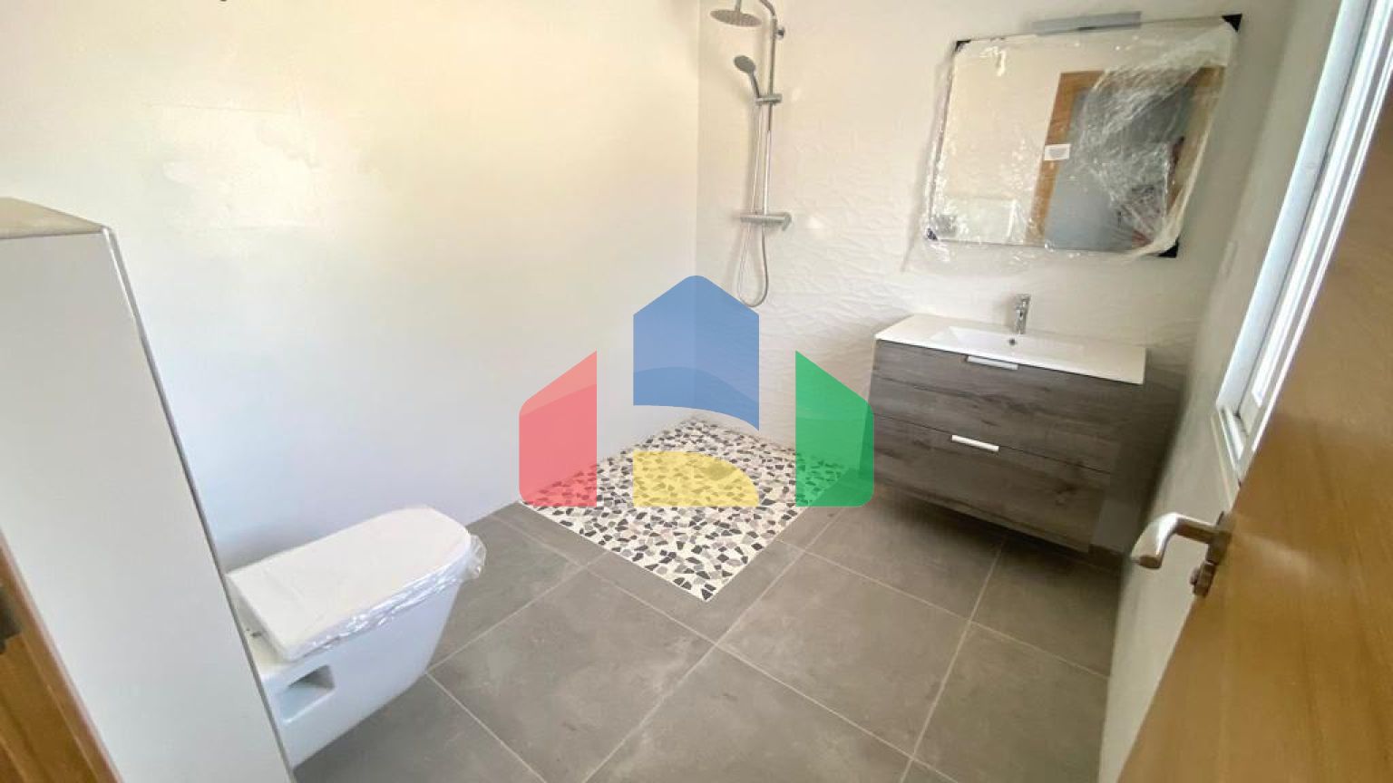 Шале ‘Чистый Холст’ для мечты и создания по вашему вкусу