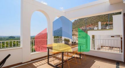 RESIDENTIAL WITH SEA VIEWS AND LARGE TERRACES!!!