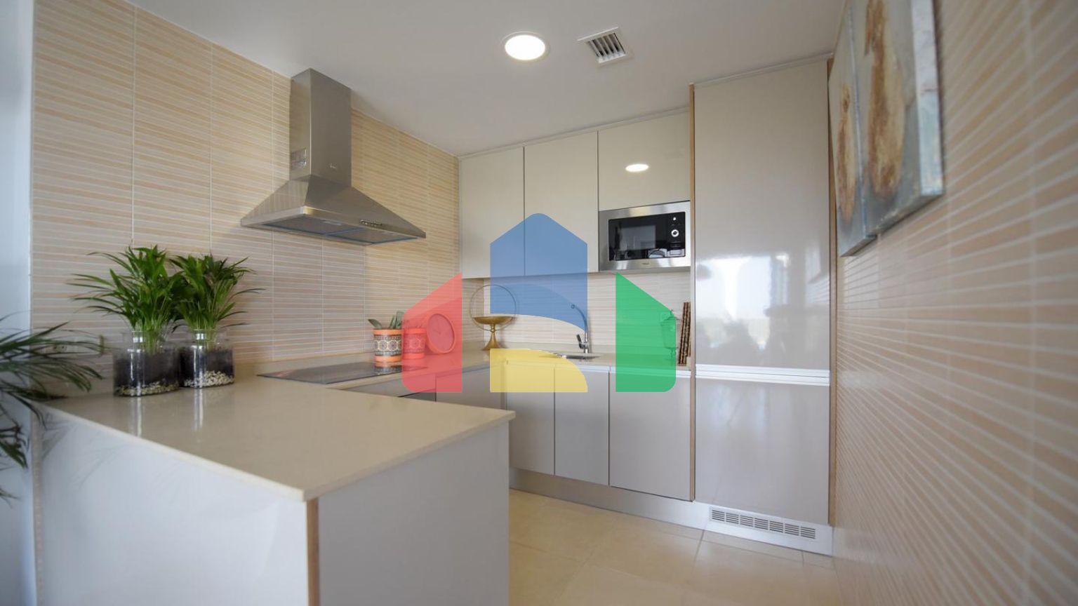 КВАРТИРА С ПРЕКРАСНЫМ ВИДОМ