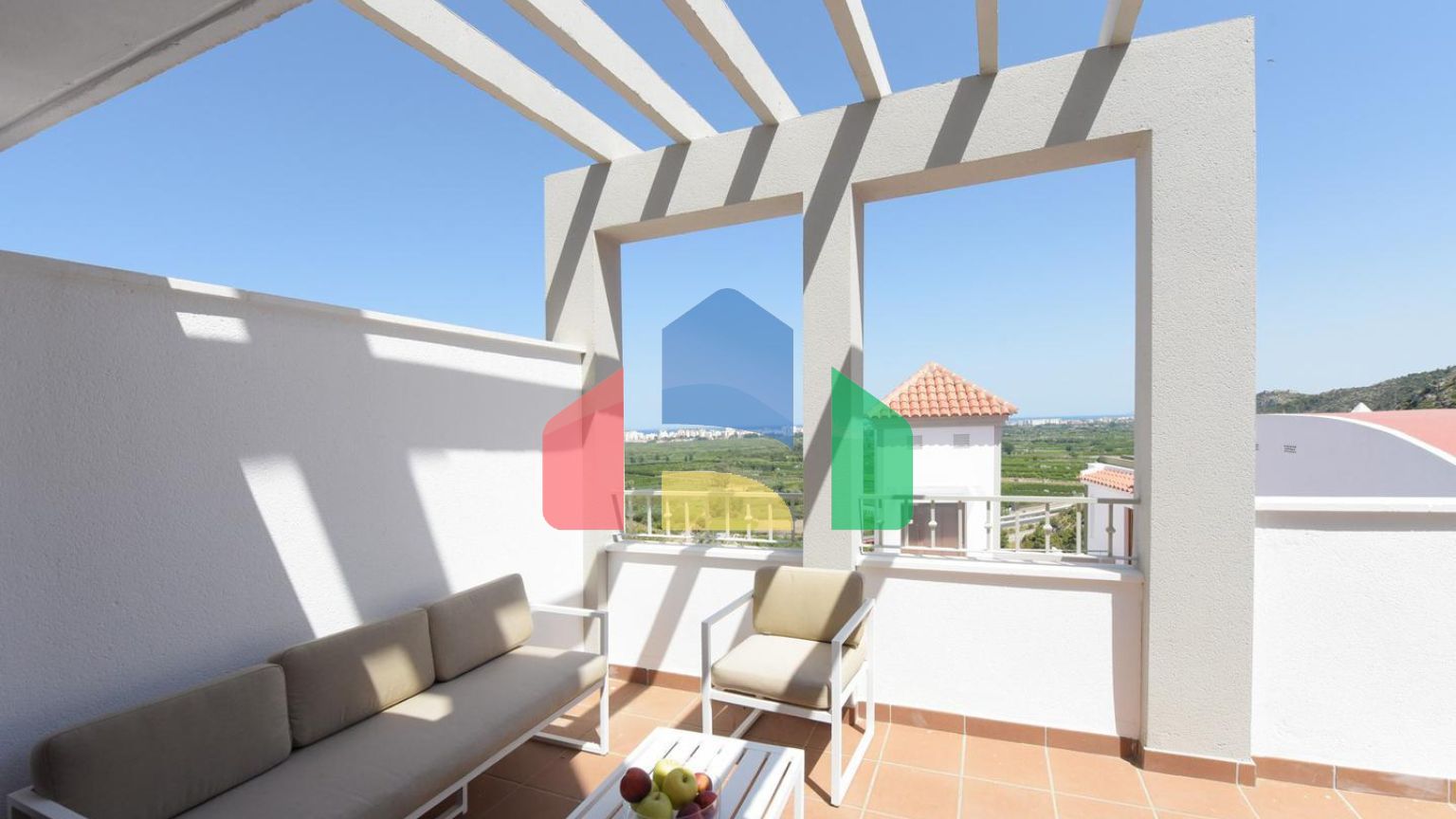 ЖИЛОЙ С ВИДОМ НА МОРЕ И БОЛЬШИМИ ТЕРРАСАМИ!!!