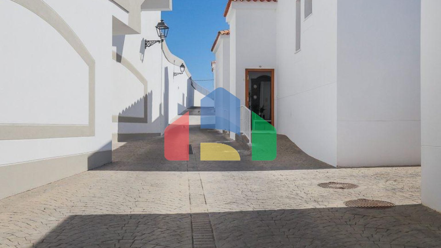 ЖИЛОЙ С ВИДОМ НА МОРЕ И БОЛЬШИМИ ТЕРРАСАМИ!!!