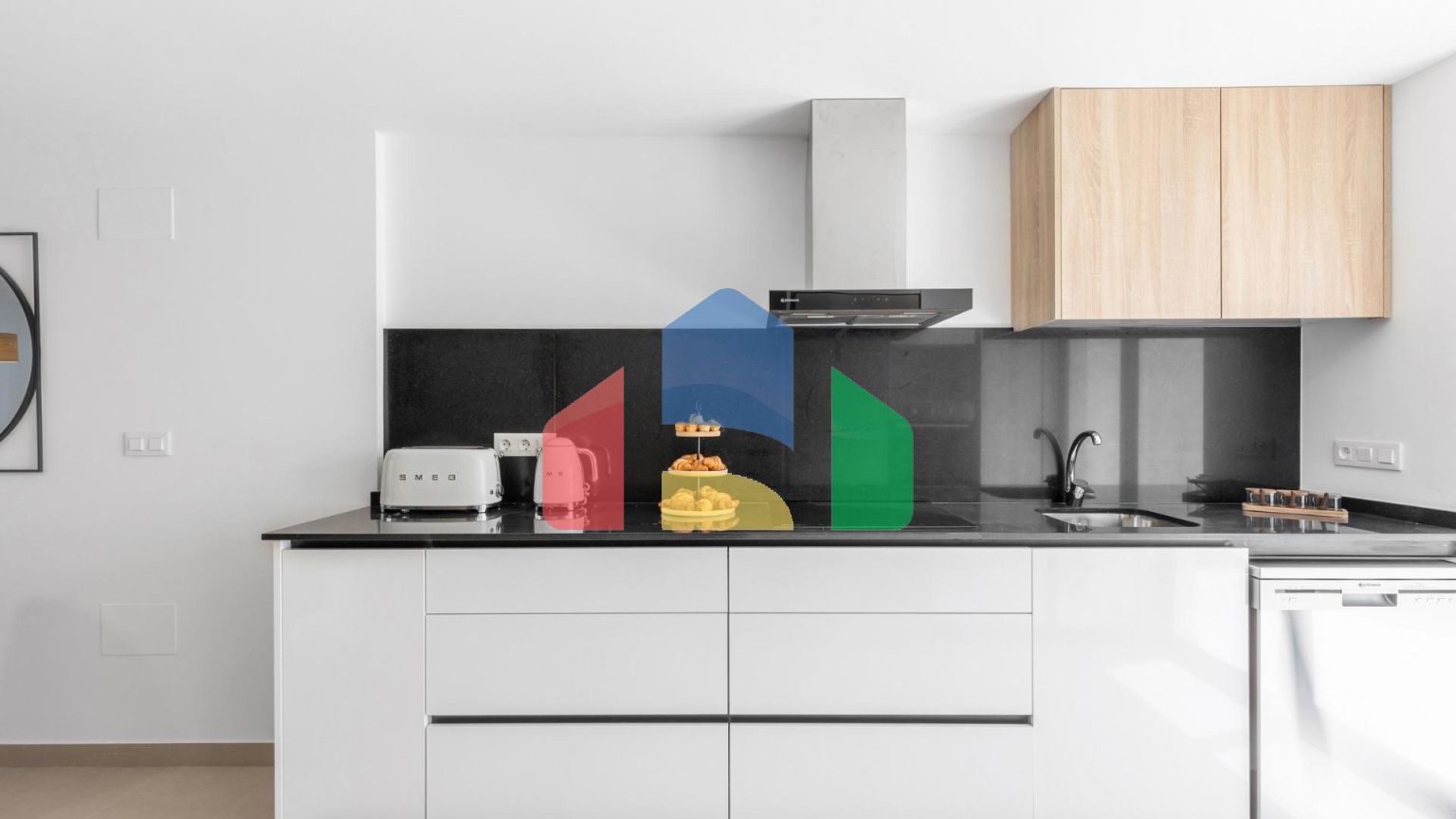 Современные таунхаусы с солярием и подвалом в Рафале, Аликанте