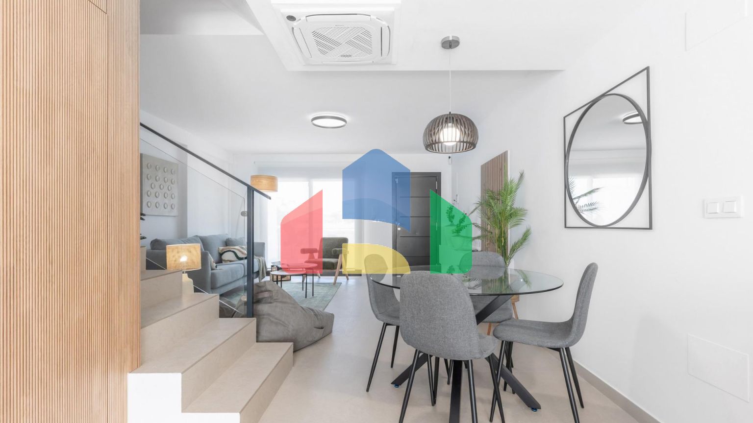 Современные таунхаусы с солярием и подвалом в Рафале, Аликанте