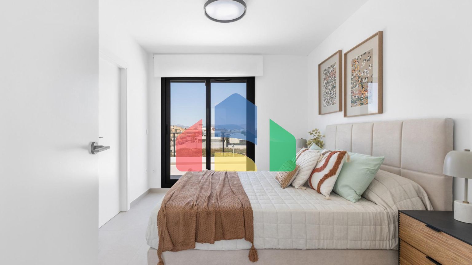 Современные таунхаусы с солярием и подвалом в Рафале, Аликанте