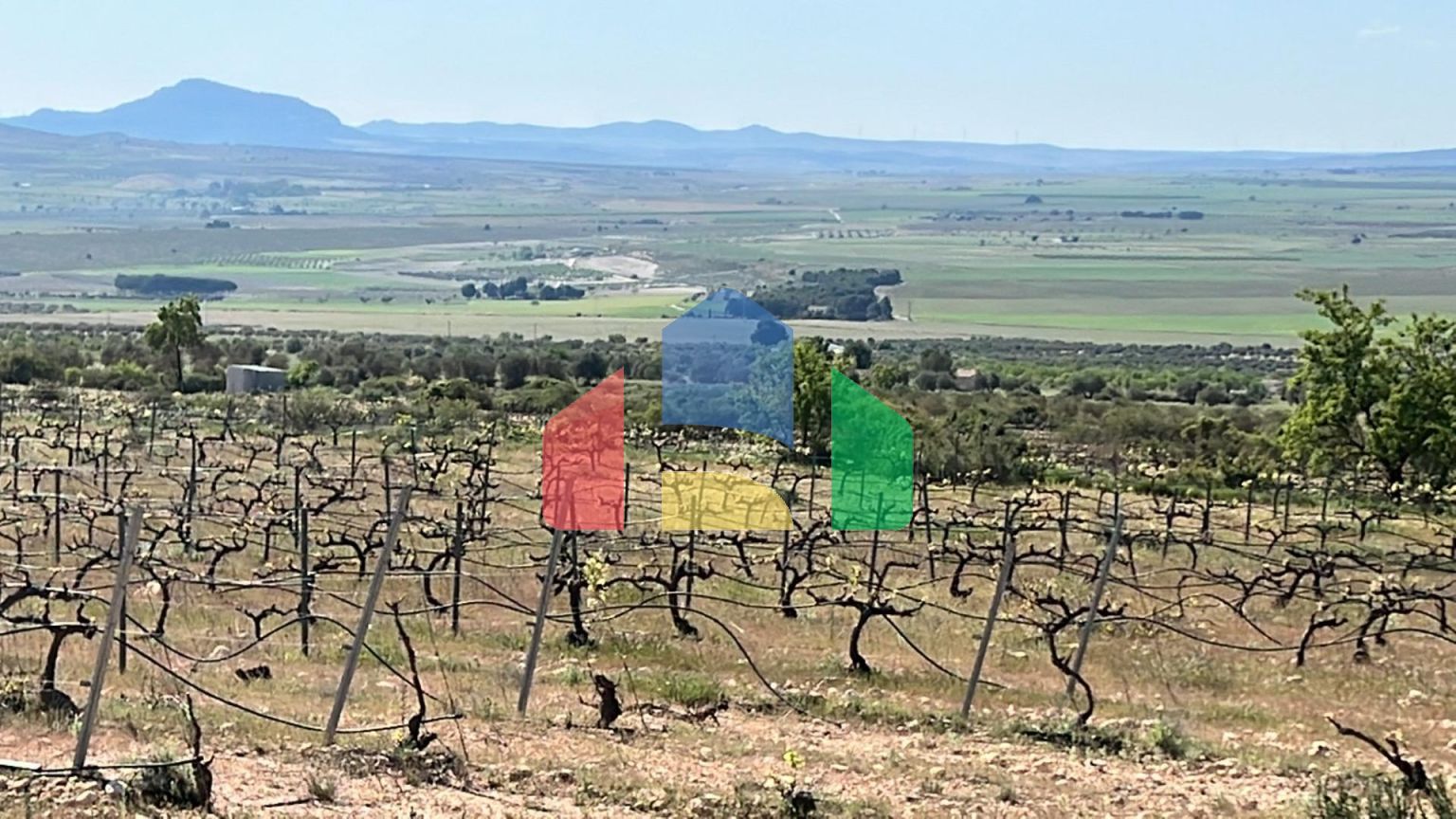 НОВАЯ ВИЛЛА В ЙЕКЛЕ, МУРСИЯ