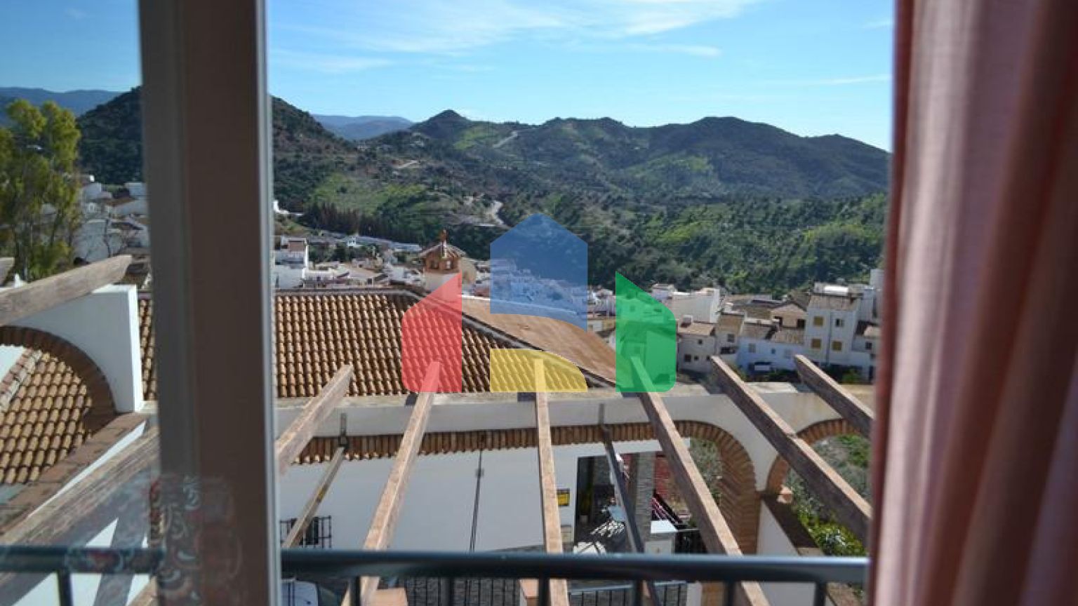 Таунхаус в Альмогия