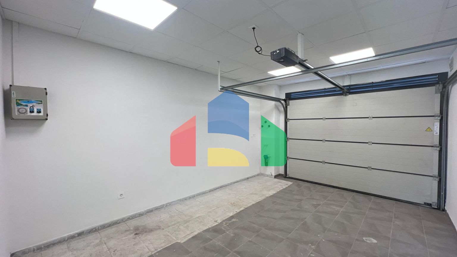 Дом в Monserrat ID V361