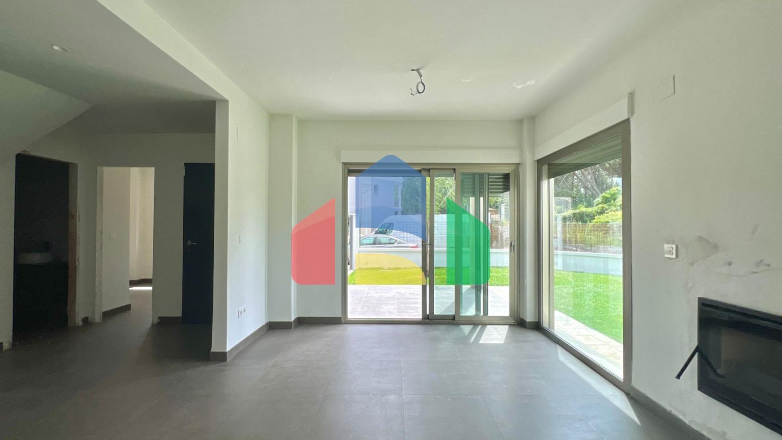 Дом в Monserrat ID V361