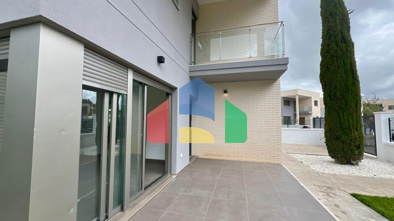 Дом в Monserrat ID V361