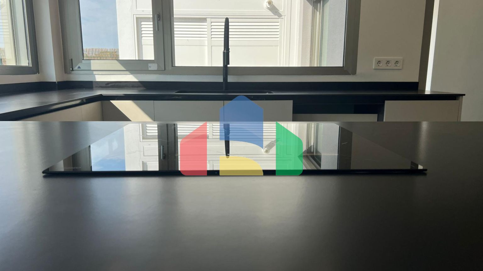 Дом в Monserrat ID V361