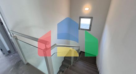 Дом в Monserrat ID V361