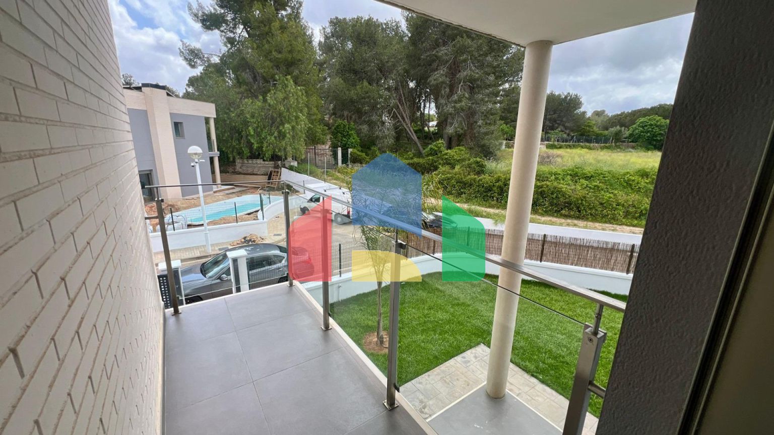 Дом в Monserrat ID V361