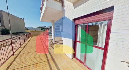 Роскошная квартира с одной спальней, гаражом, кладовкой и большой террасой Роскошная квартира с одной спальней, гаражом, кладовкой и большой террасой