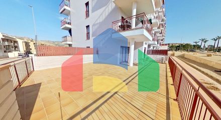 Роскошная квартира с одной спальней, гаражом, кладовкой и большой террасой Роскошная квартира с одной спальней, гаражом, кладовкой и большой террасой