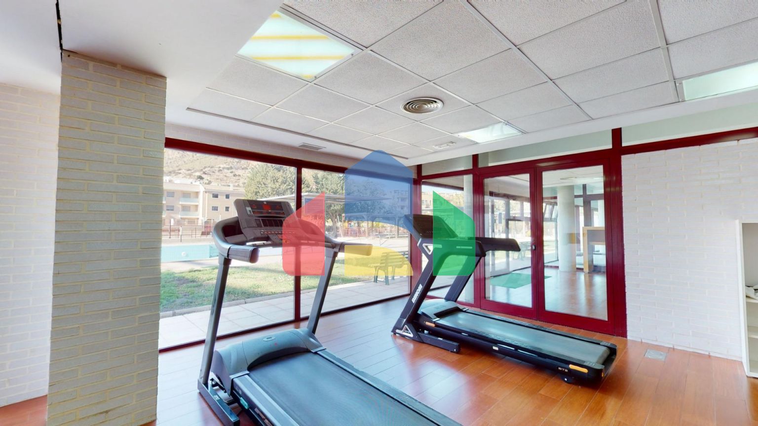 КРАСИВЫЙ ЖИЛОЙ КОМПЛЕКС РЯДОМ С АРЧЕНОЙ