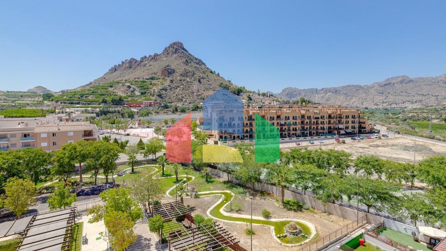 ДВУХКОМНАТНАЯ КВАРТИРА С ДВУМЯ Ванными комнатами и гаражом с кладовкой Бассейны Cуна Жакузи И Тренажерный за