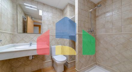 ДВУХКОМНАТНАЯ КВАРТИРА С ДВУМЯ Ванными комнатами и гаражом с кладовкой Бассейны Cуна Жакузи И Тренажерный за ДВУХКОМНАТНАЯ КВАРТИРА С ДВУМЯ Ванными комнатами и гаражом с кладовкой Бассейны Cуна Жакузи И Тренажерный за