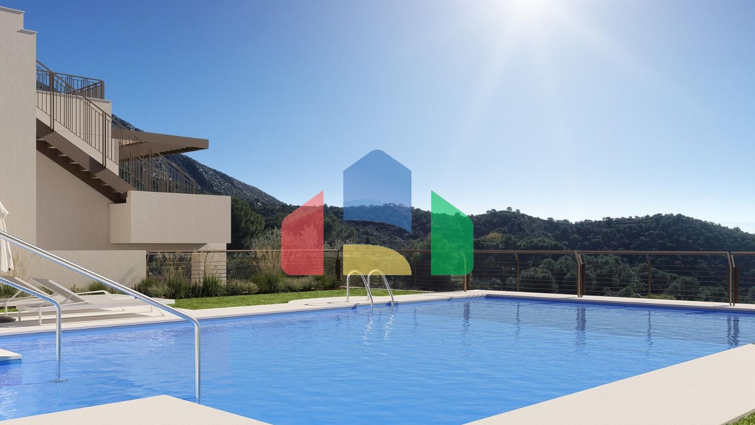 ОВЫЙ ЖИЛОЙ КОМПЛЕКС В ИСТАНЕ, НЕДАЛЕКО ОТ МАРБЕЛЬИ