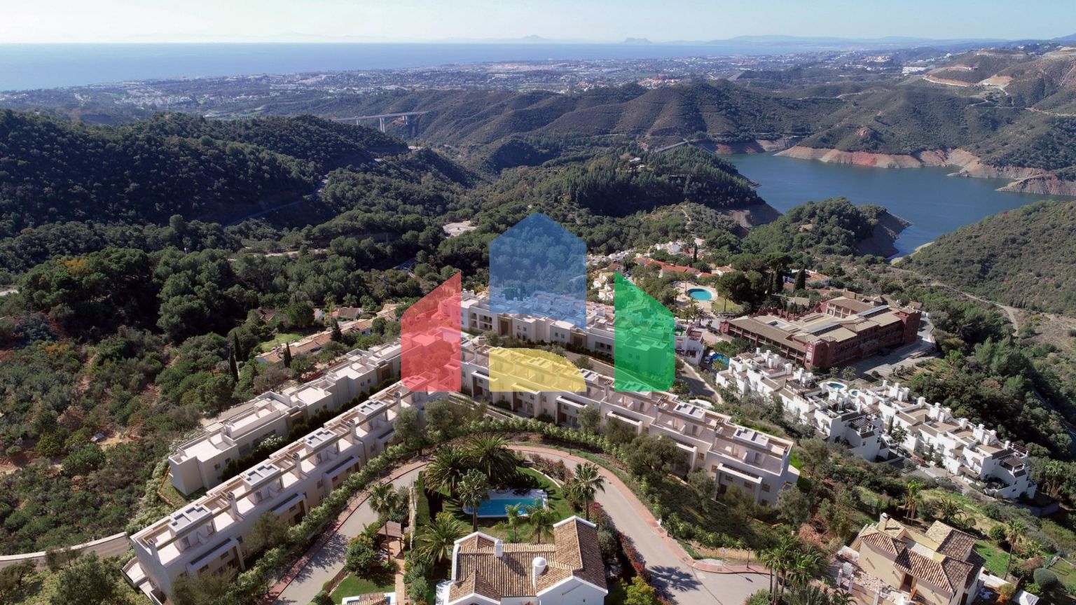 ОВЫЙ ЖИЛОЙ КОМПЛЕКС В ИСТАНЕ, НЕДАЛЕКО ОТ МАРБЕЛЬИ