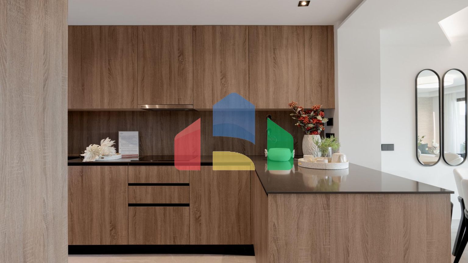 НОВЫЕ ТАУНХАУСЫ В ИСТАНЕ, НЕДАЛЕКО ОТ МАРБЕЛЬИ