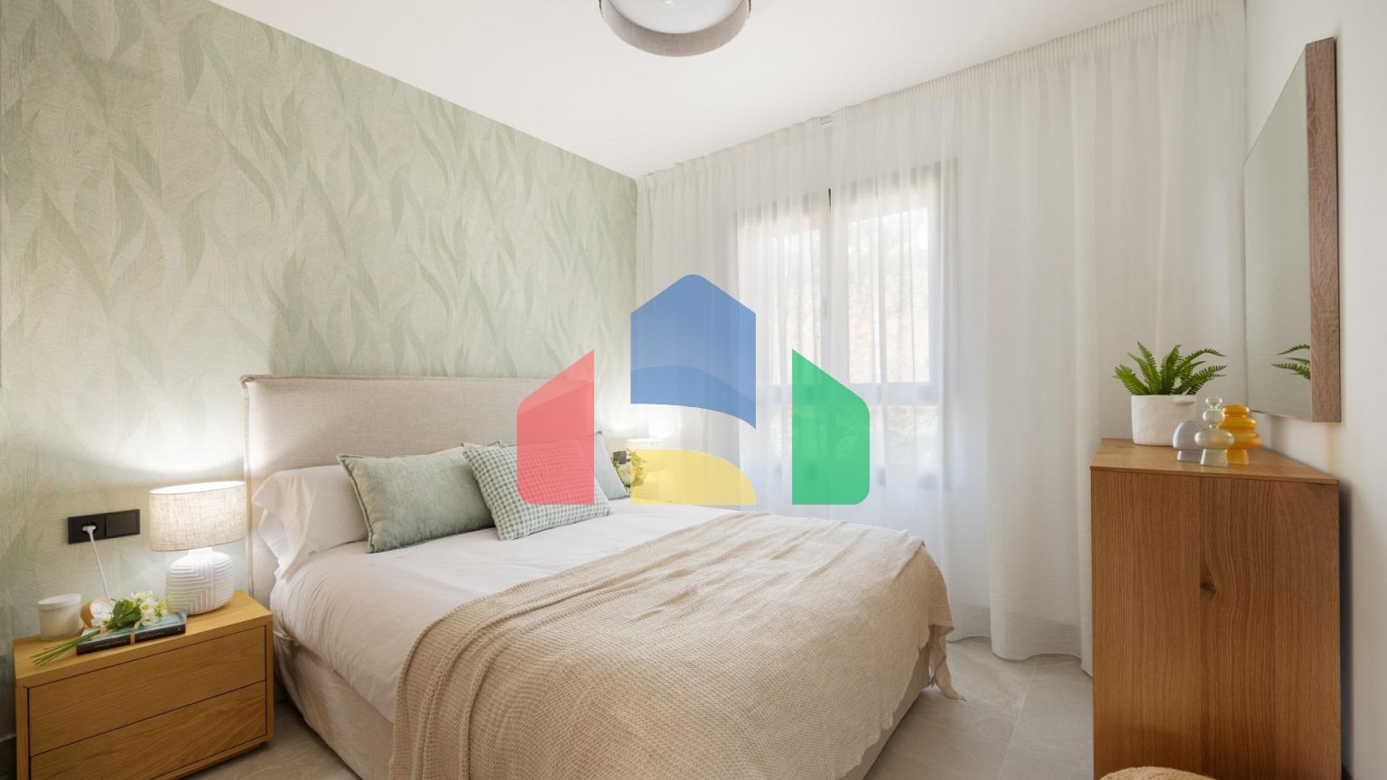 НОВЫЕ ТАУНХАУСЫ В ИСТАНЕ, НЕДАЛЕКО ОТ МАРБЕЛЬИ