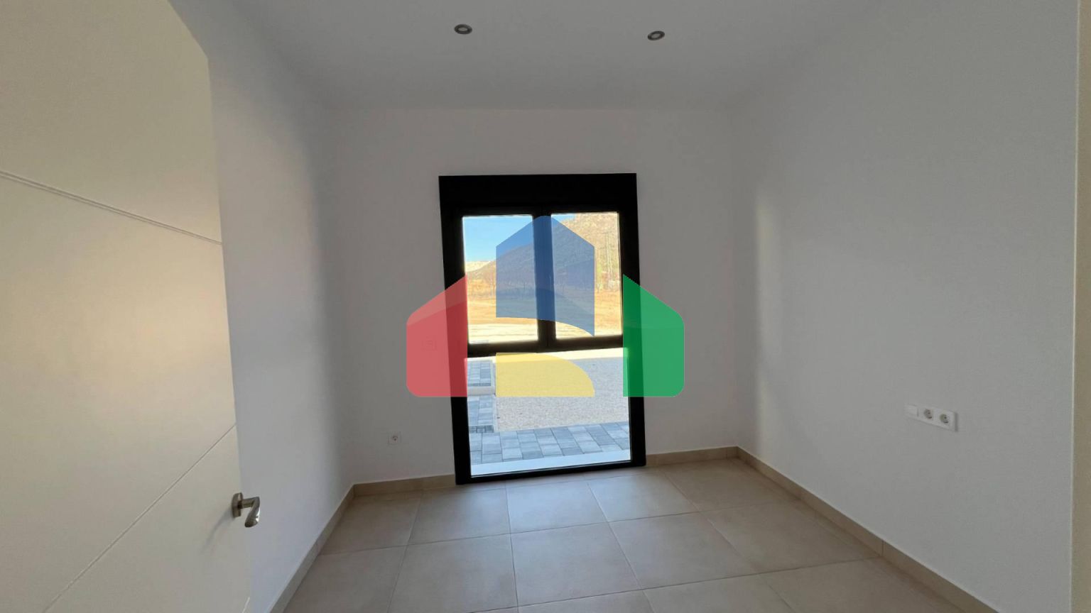 НОВАЯ ВИЛЛА В ДЖУМИЛЬЕ