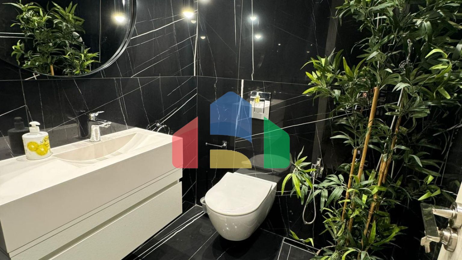 Роскошная вилла с садом и бассейном рядом с гольф-клубом Escorpio