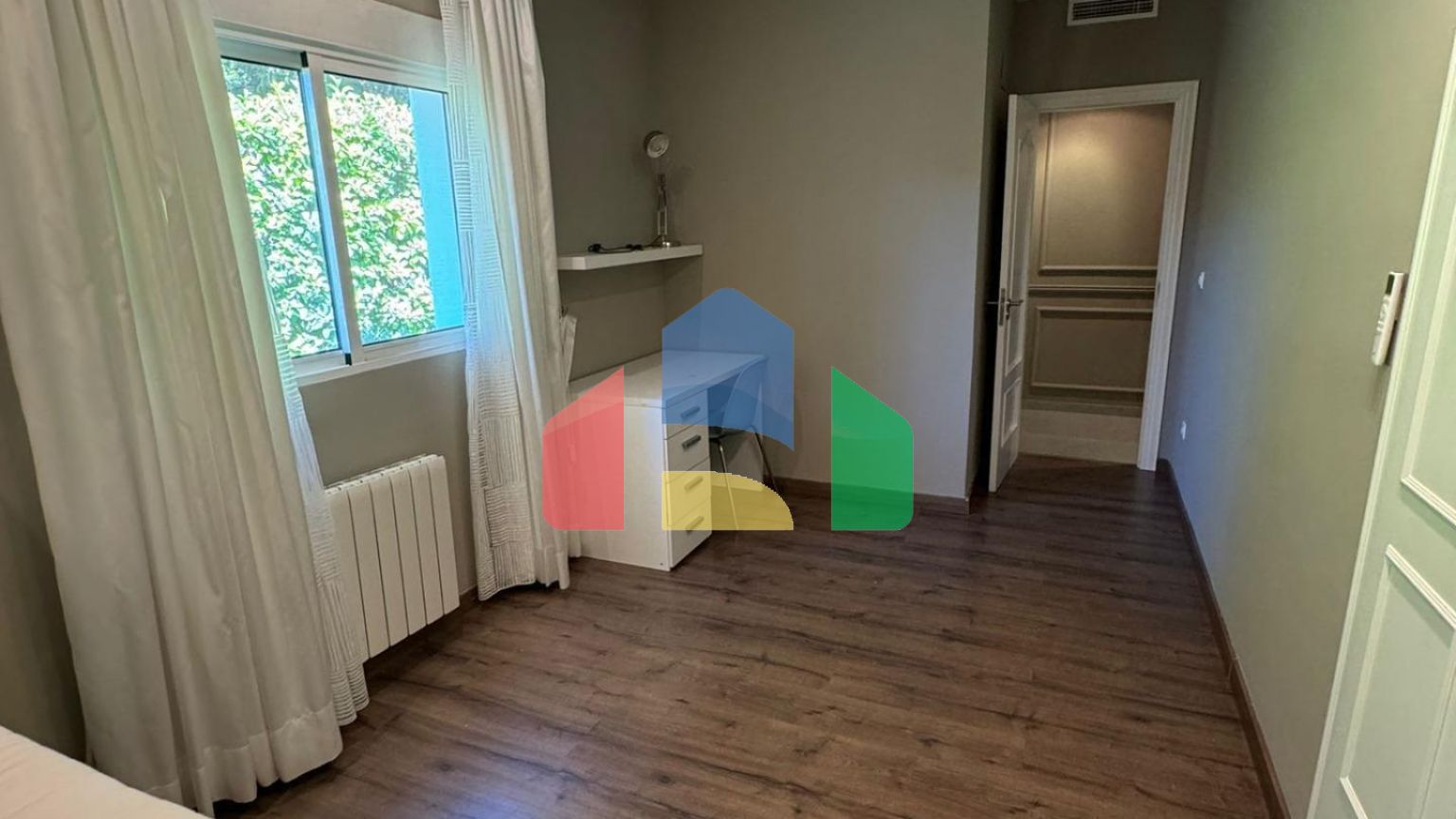 Роскошная вилла с садом и бассейном рядом с гольф-клубом Escorpio