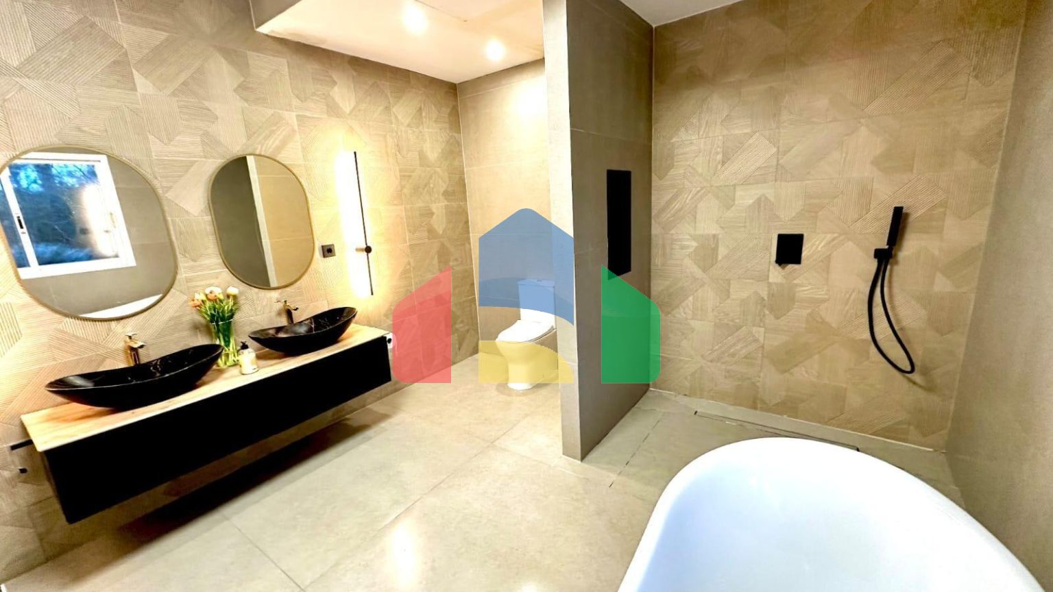 Дом в Betera ID V369