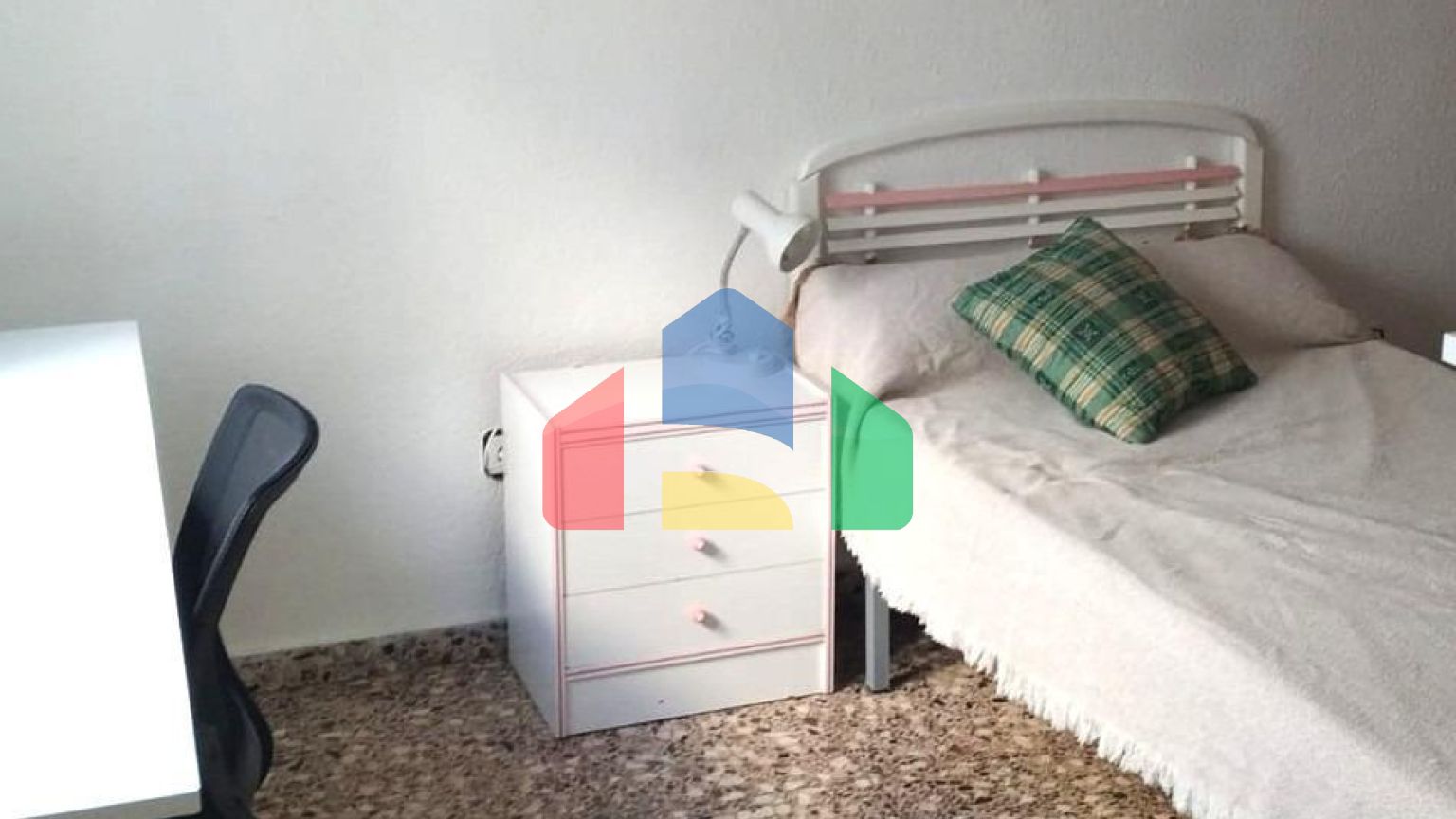 КВАРТИРА НА ВТОРОМ ЭТАЖЕ САН-ВИСЕНТЕ-ДЕЛЬ-РАСПЕЙГ — ВОЗМОЖНОСТЬ