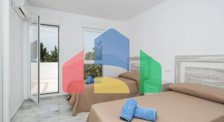 Townhouse for sale in Atalaya