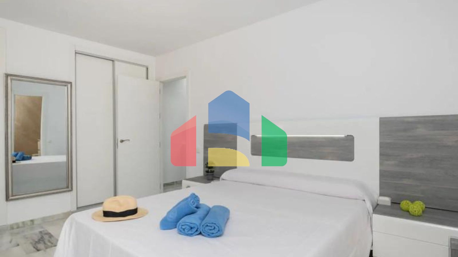 Таунхаус на продажу в Аталая