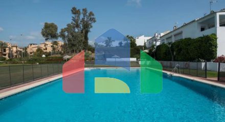 Таунхаус на продажу в Аталая