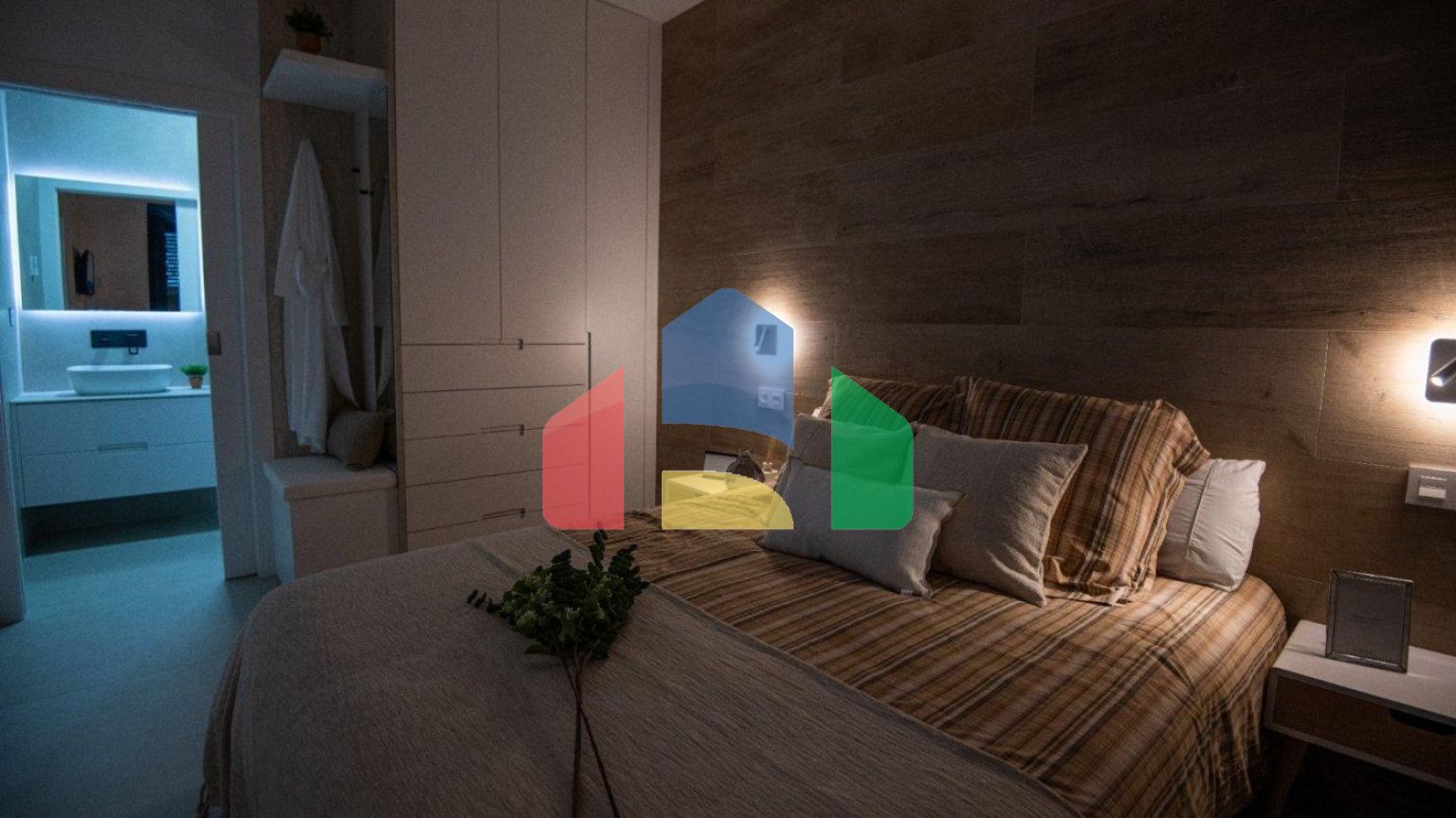 НОВЫЕ ТАУНХАУСЫ В САНТЬЯГО-ДЕ-ЛА-РИБЕРА