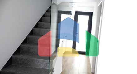 НОВЫЕ ТАУНХАУСЫ В САНТЬЯГО-ДЕ-ЛА-РИБЕРА