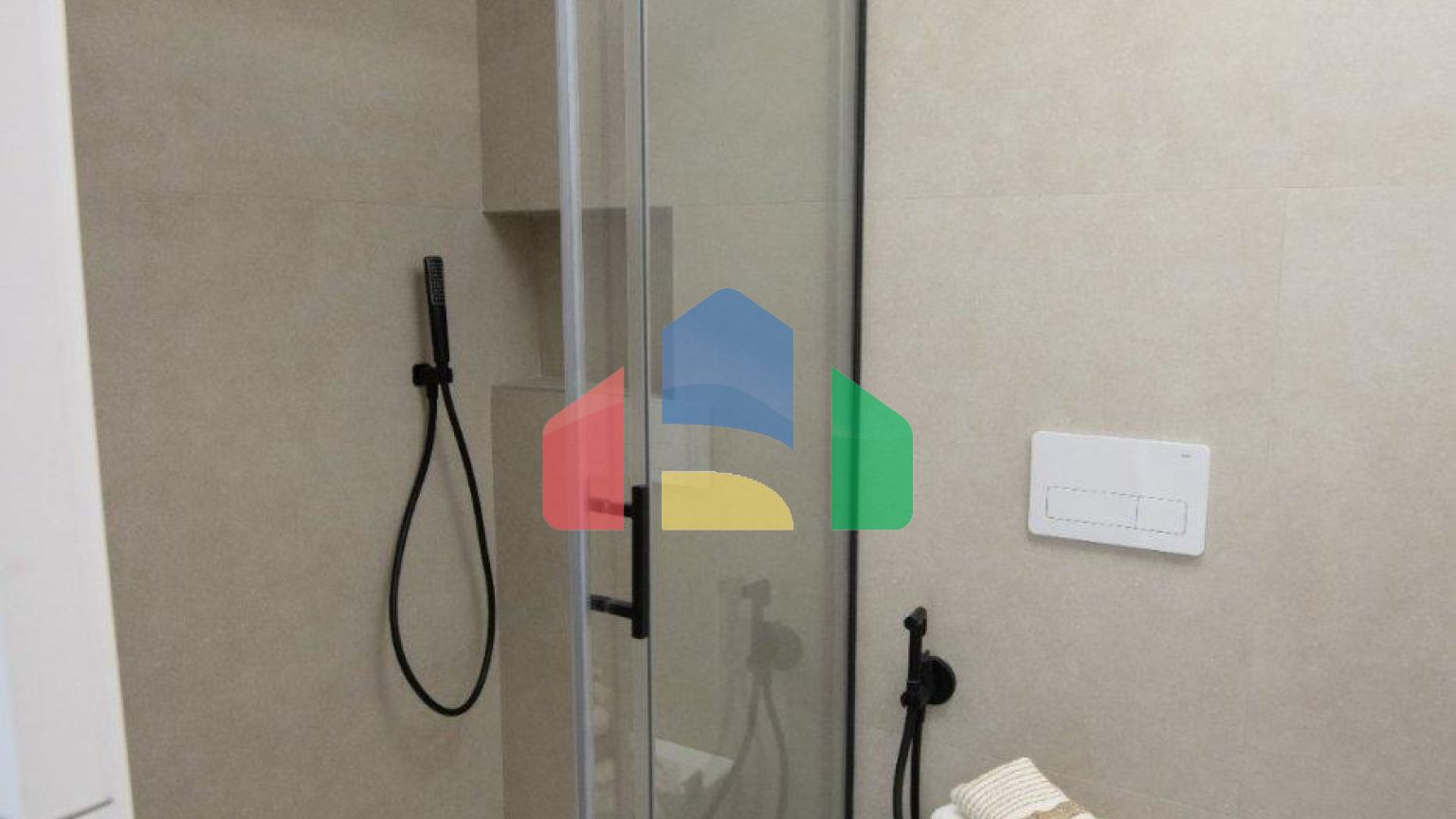 НОВЫЕ ТАУНХАУСЫ В САНТЬЯГО-ДЕ-ЛА-РИБЕРА