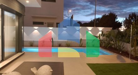 НОВЫЕ ВИЛЛЫ НА КУРОРТЕ РОДА ГОЛЬФ