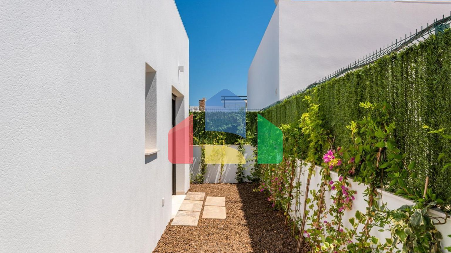 НОВЫЕ ВИЛЛЫ В САН-ХАВЬЕРЕ