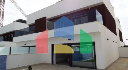 NEW BUILD TOWNHOUSES IN SANTIAGO DE LA RIBERA