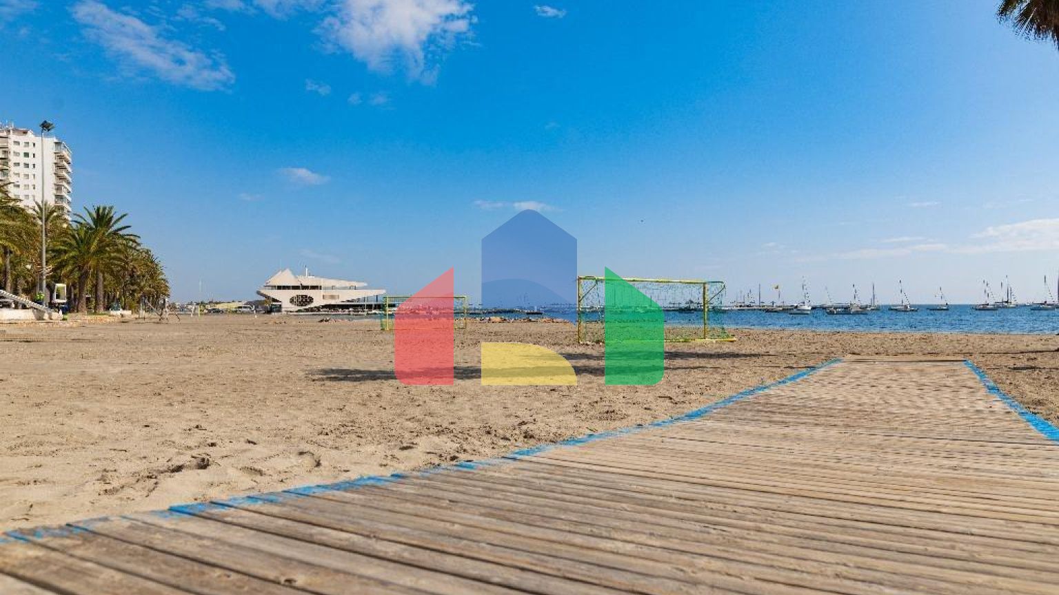 НОВЫЕ ТАУНХАУСЫ В САНТЬЯГО-ДЕ-ЛА-РИБЕРА