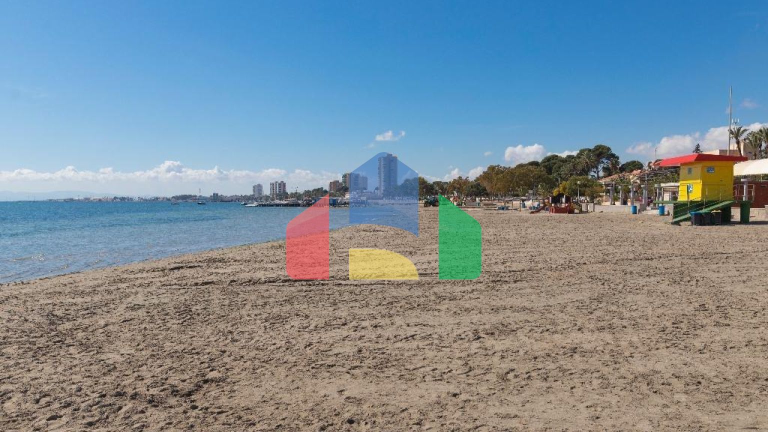 НОВЫЕ ТАУНХАУСЫ В САНТЬЯГО-ДЕ-ЛА-РИБЕРА