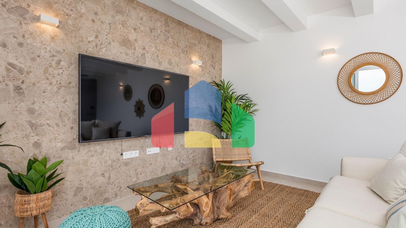 НОВЫЕ ВИЛЛЫ В ДОЛОРЕС